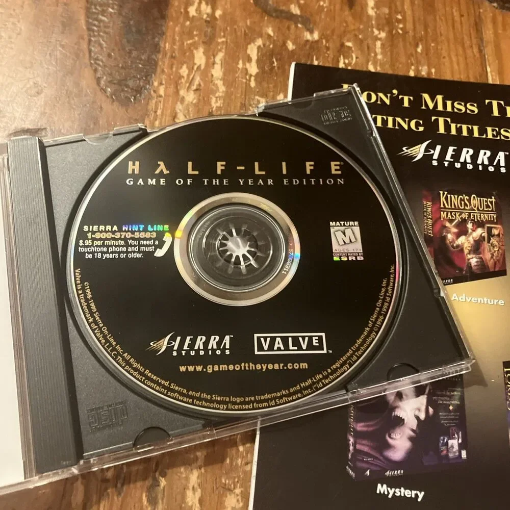 Half-Life Game of the Year Edition - PC w/ Manual + Key